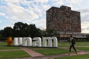 UNAM 24Jun11